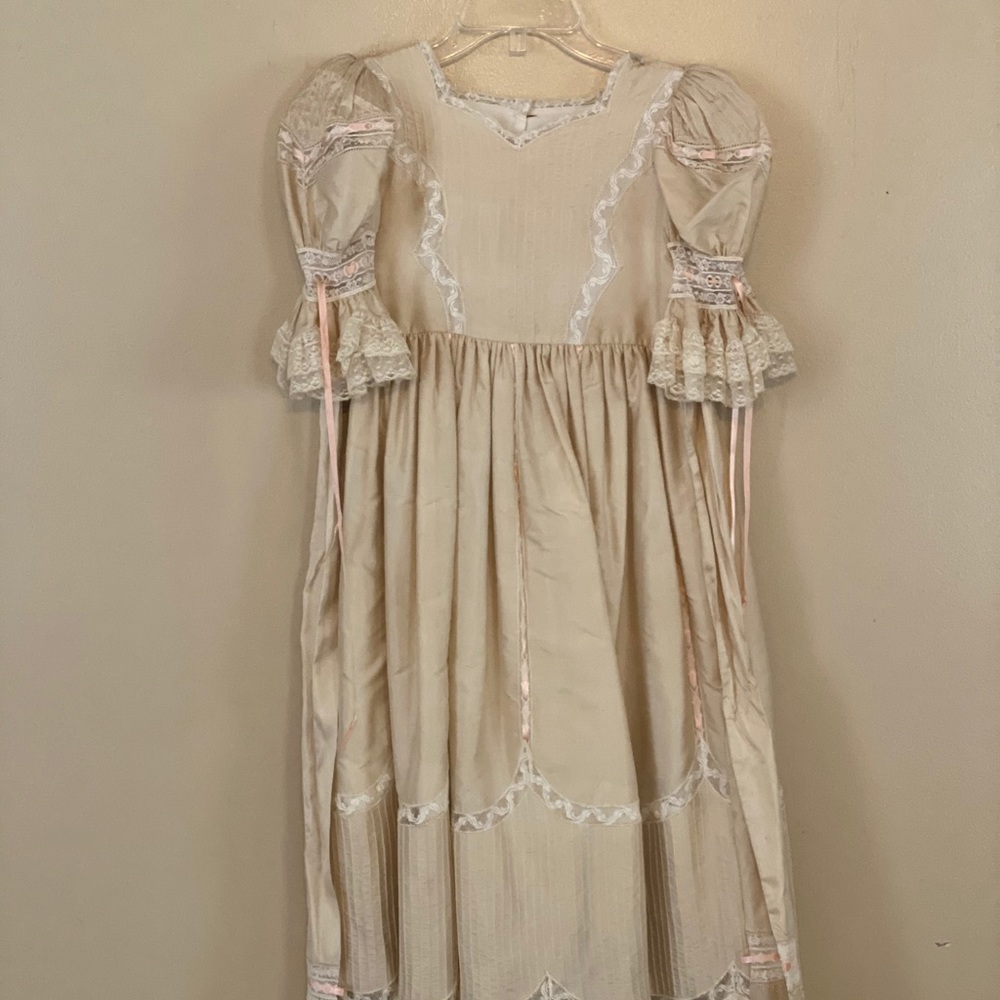 Girls Heirloom Lace Custom Made Dress Sz 6